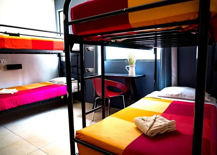 Df Hostal
